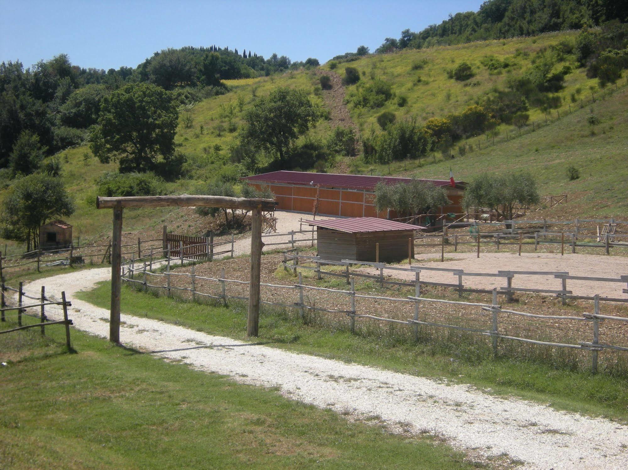 Agriturismo Goccia Di Luna Umbertide Exterior foto